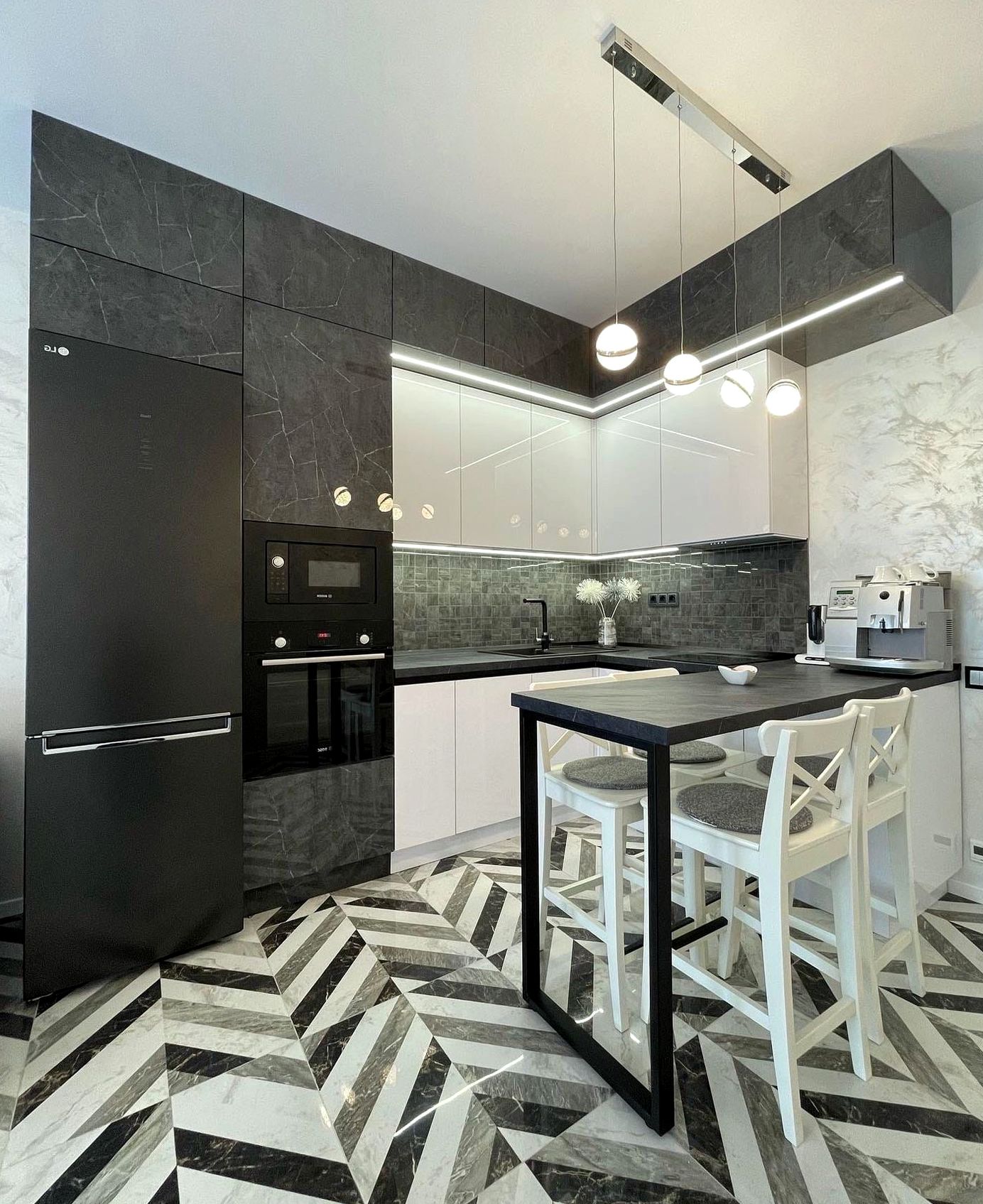 Кухня под заказ №0067 — современная матовая кухня