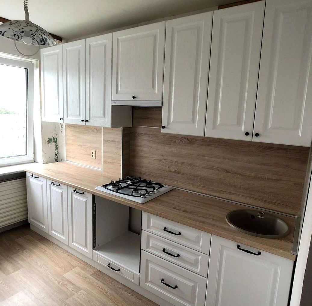 Кухня под заказ №0153 — минималистичная кухня без ручек