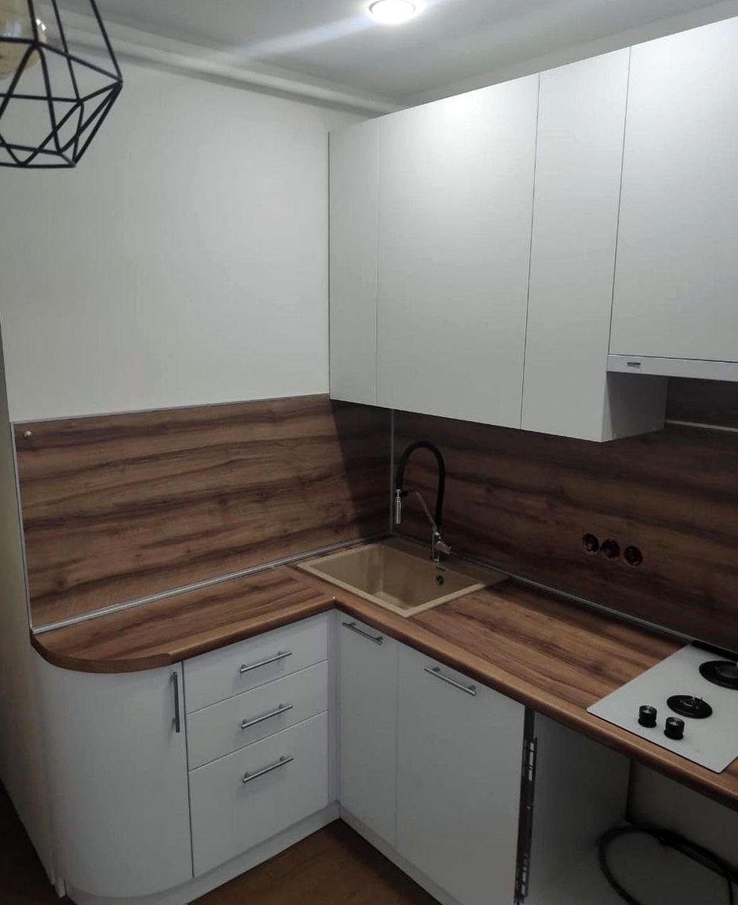 Кухня под заказ №0170 — угловая кухня в современном стиле