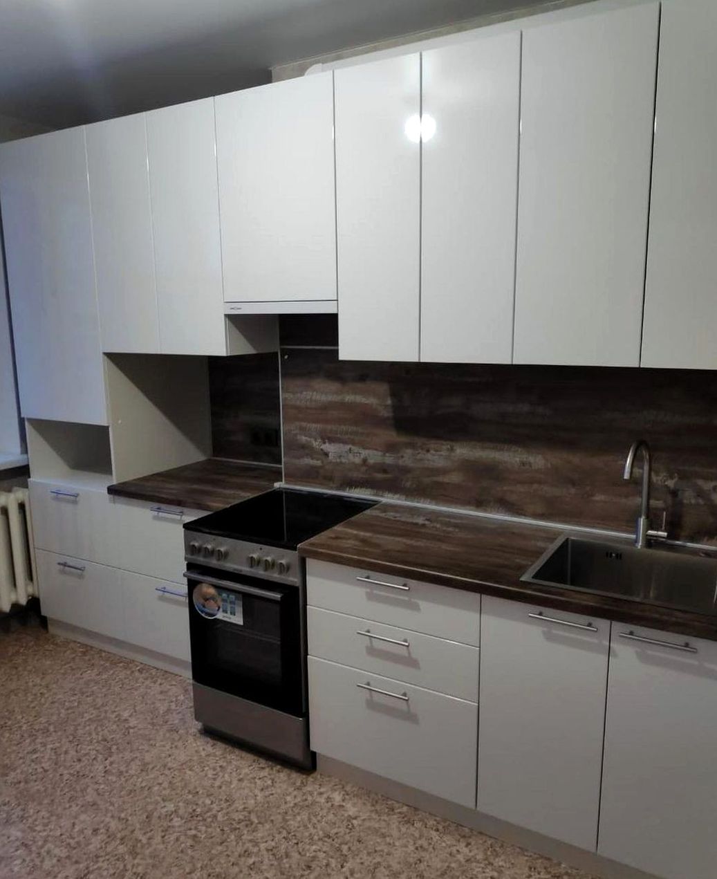 Кухня под заказ №0195 — минималистичная кухня без ручек