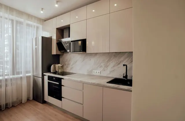 Минималистичная кухня без ручек Siena Light №0249