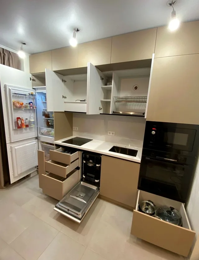 Минималистичная кухня без ручек Siena Light №0297