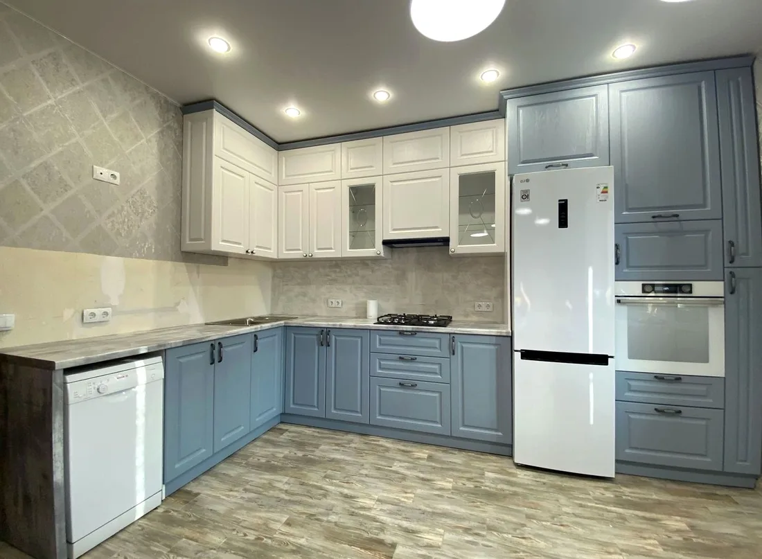 Кухня Rimini Oak №0303 — минималистичная кухня без ручек