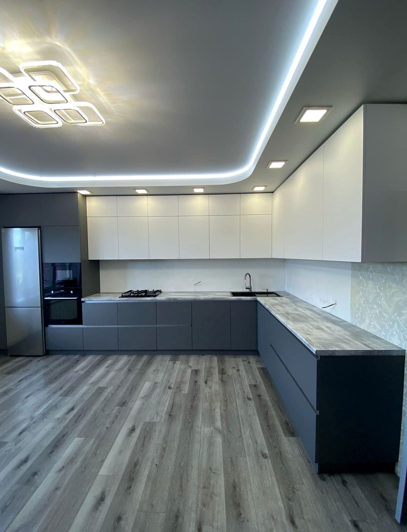 Кухня под заказ №0307 — современная матовая кухня