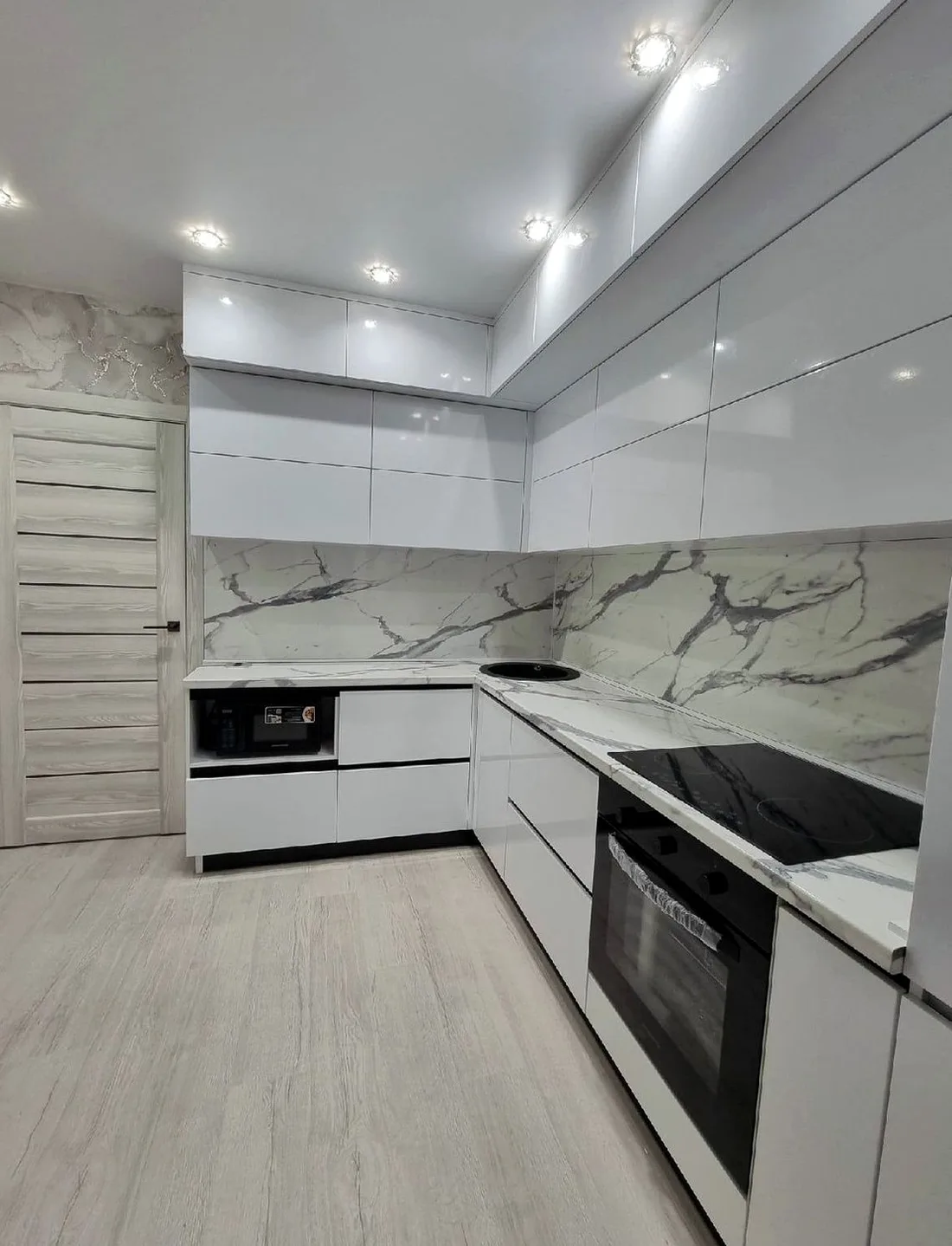 Кухня Liguria White №0425 — неоклассическая кухня