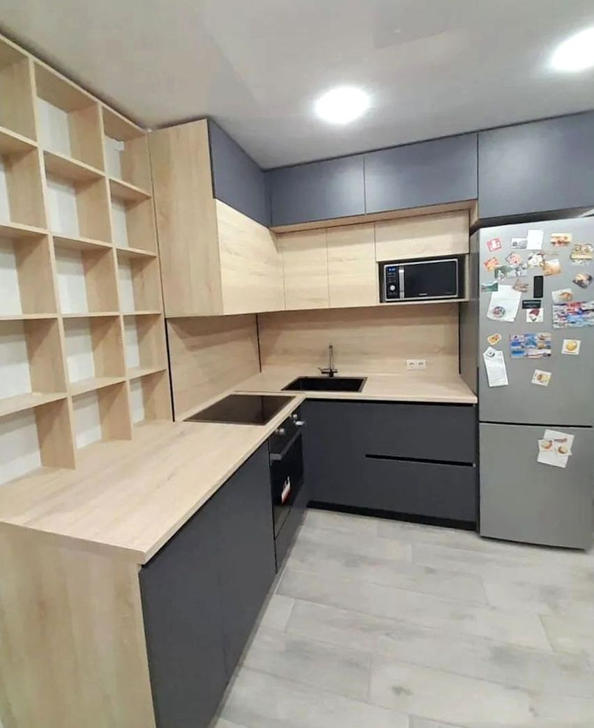 Кухня под заказ №0459 — минималистичная кухня без ручек