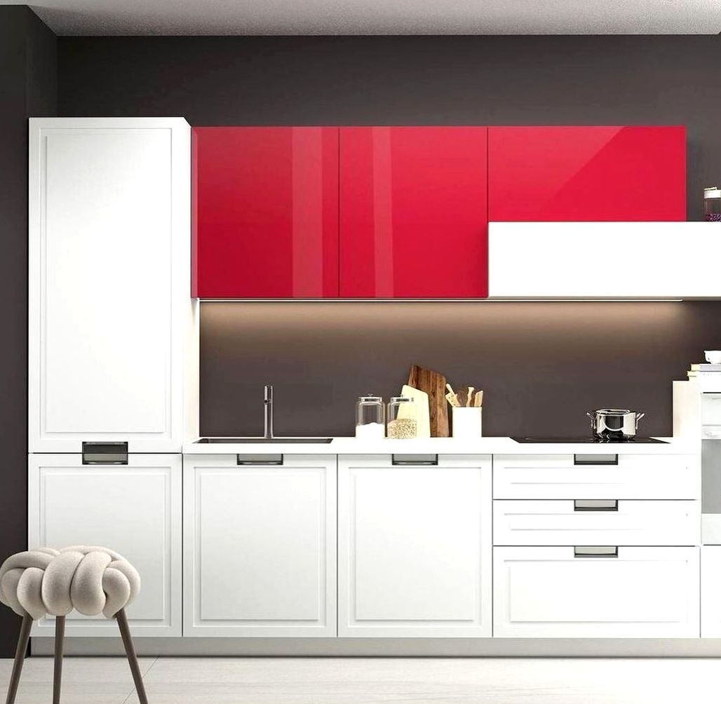 Кухня под заказ №0615 — минималистичная кухня без ручек