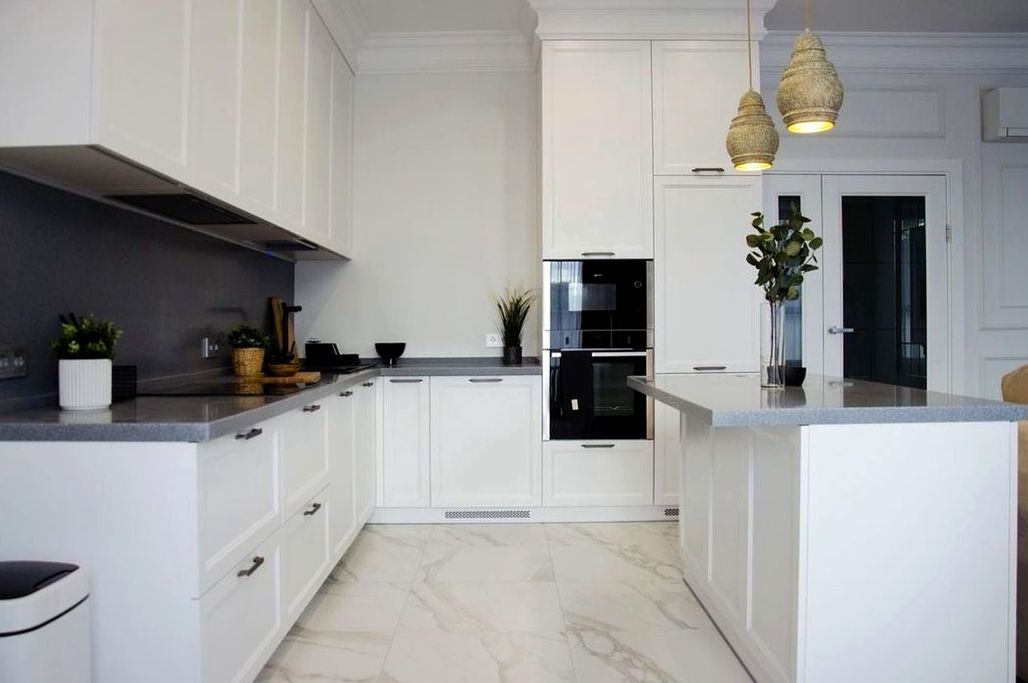 Кухня под заказ №0632 — угловая кухня в современном стиле