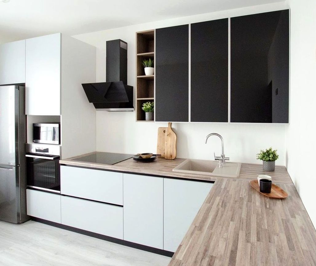 Кухня под заказ №0639 — минималистичная кухня без ручек