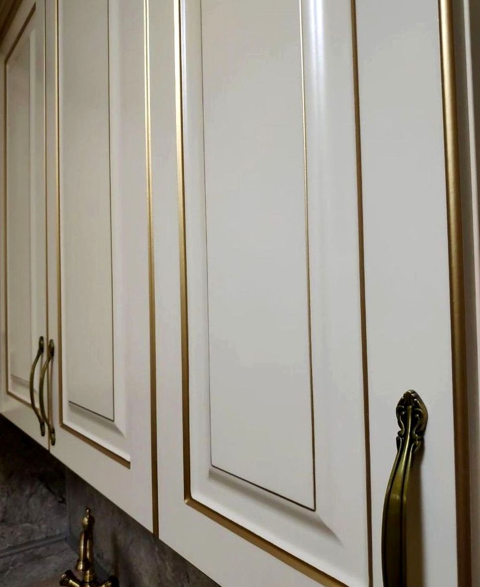 Кухня под заказ №0807 — минималистичная кухня без ручек