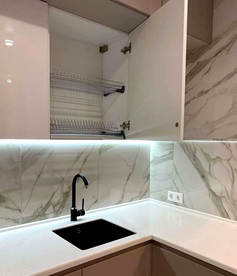 Кухня под заказ №0817 — современная матовая кухня