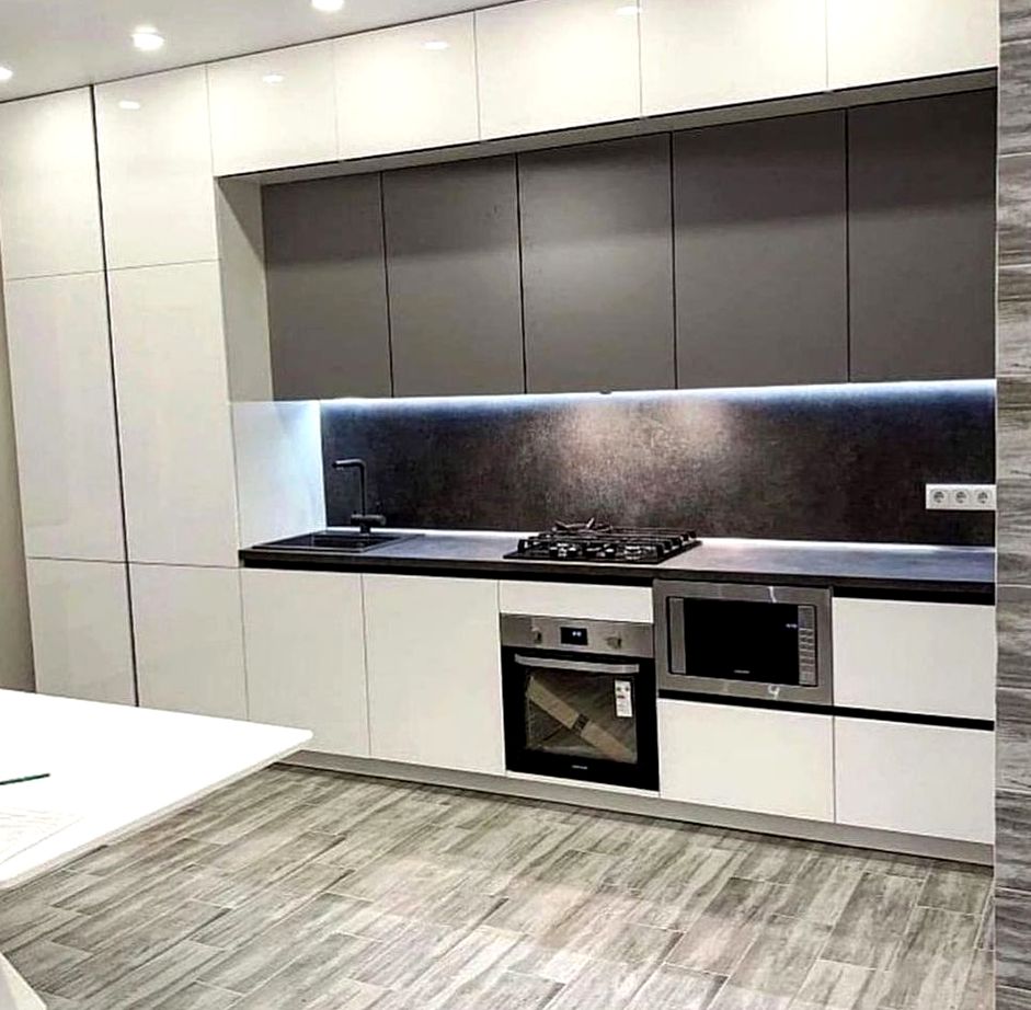 Кухня под заказ №0819 — минималистичная кухня без ручек