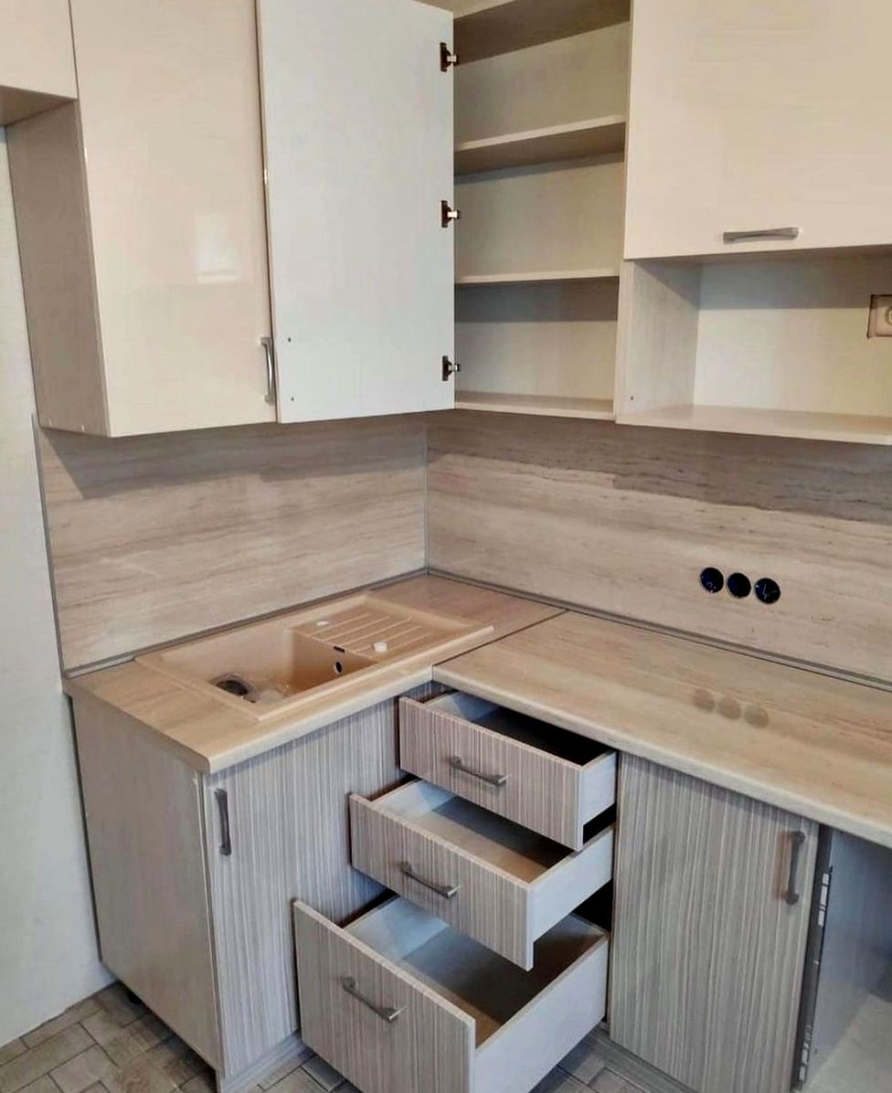 Кухня под заказ №0992 — угловая кухня в современном стиле