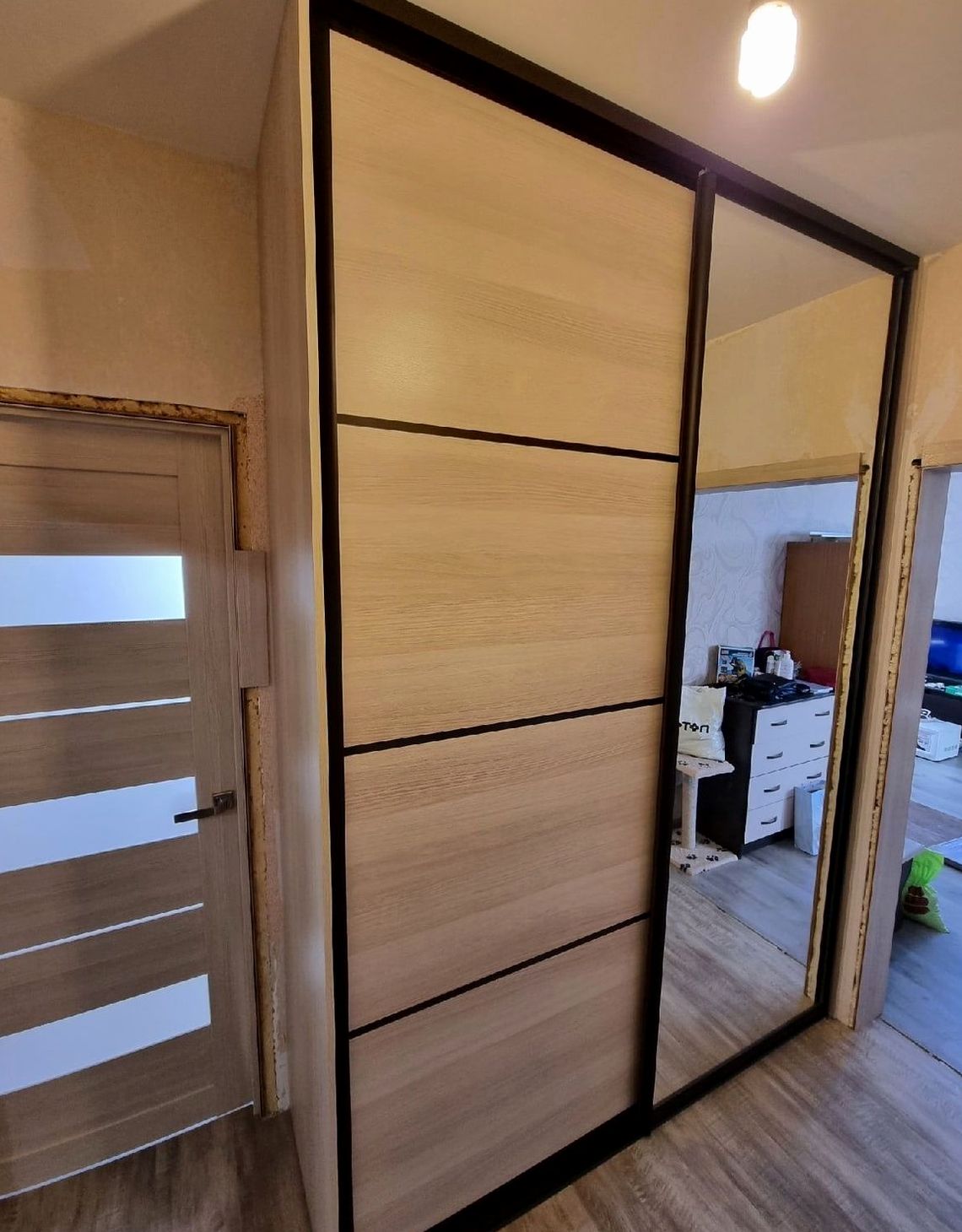 Шкаф под заказ №0018 — шкаф для спальни