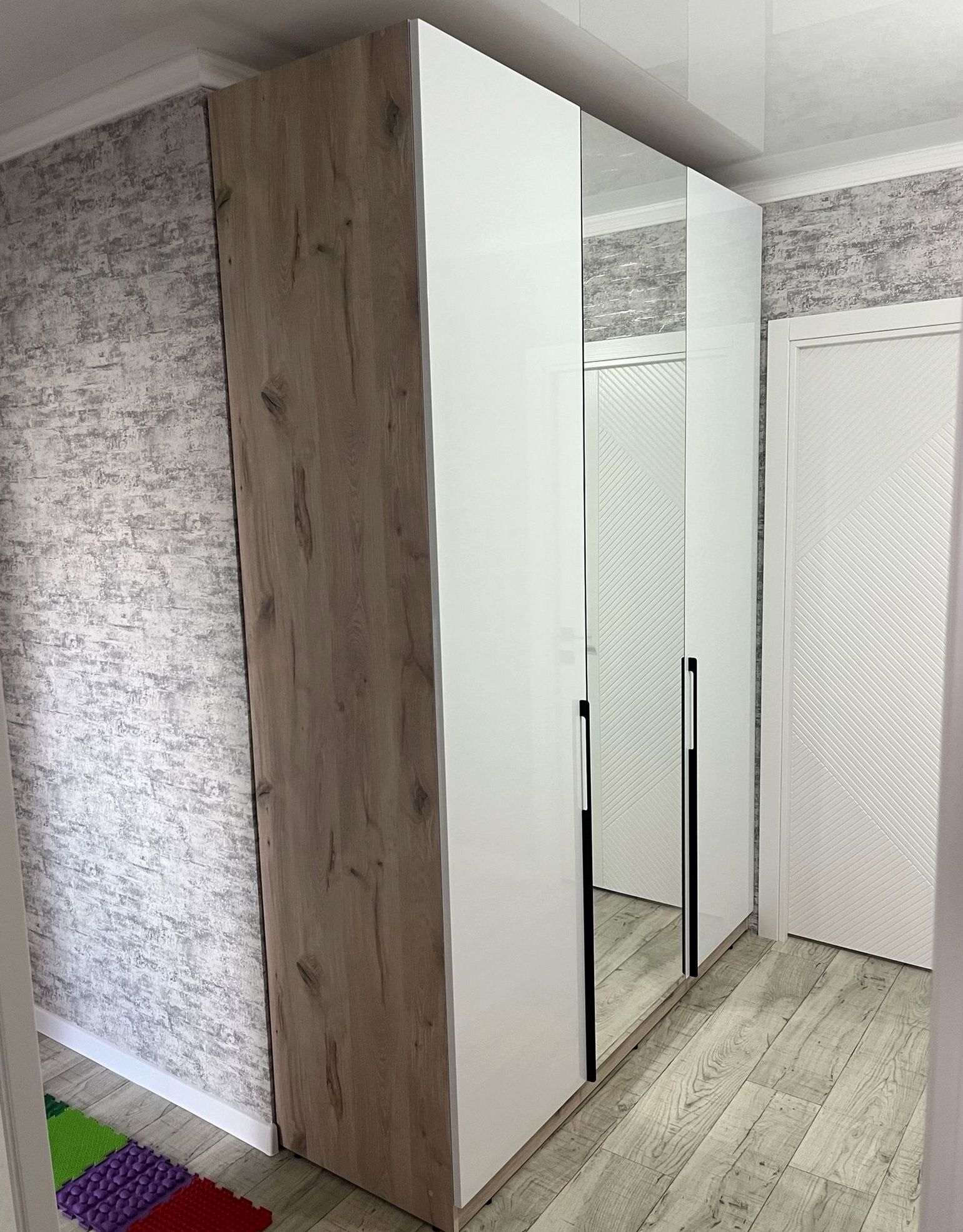 Шкаф под заказ №0078 — шкаф для спальни