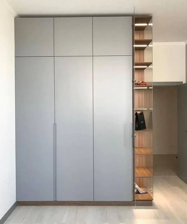 Шкаф для спальни Riva Closet №0126