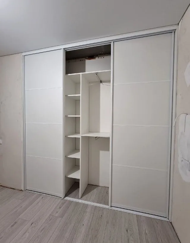 Гардеробный шкаф до потолка Como Line №0148