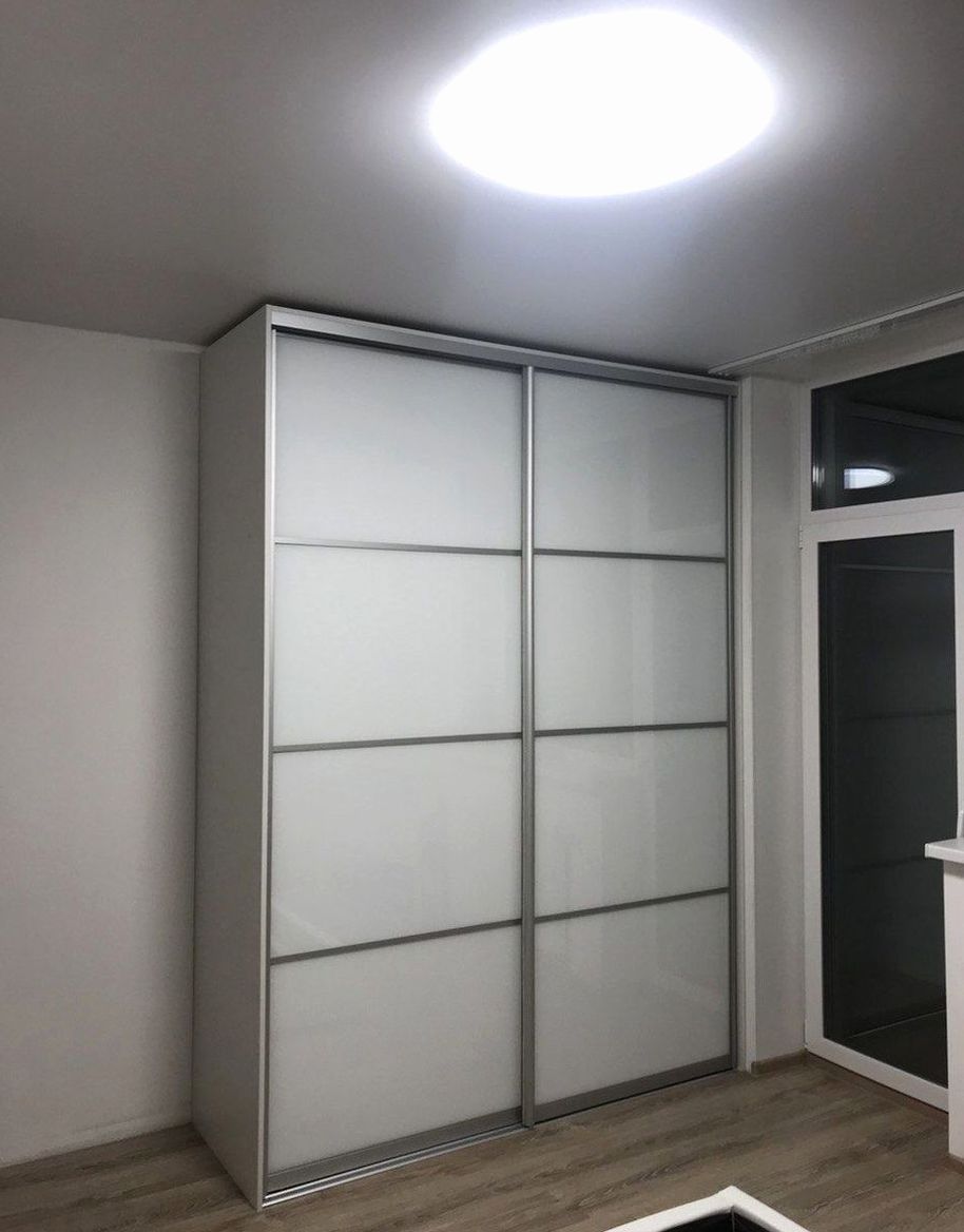 Шкаф под заказ №0253 — встроенный шкаф-купе