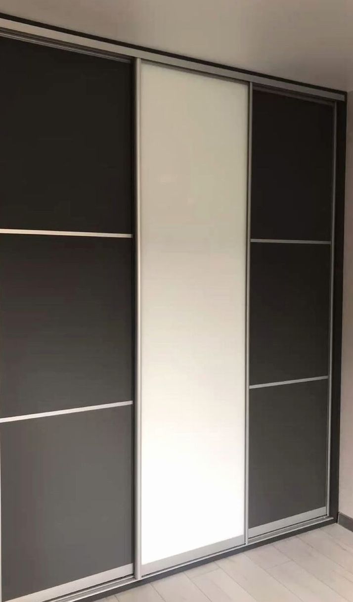 Шкаф под заказ №0265 — встроенный шкаф-купе