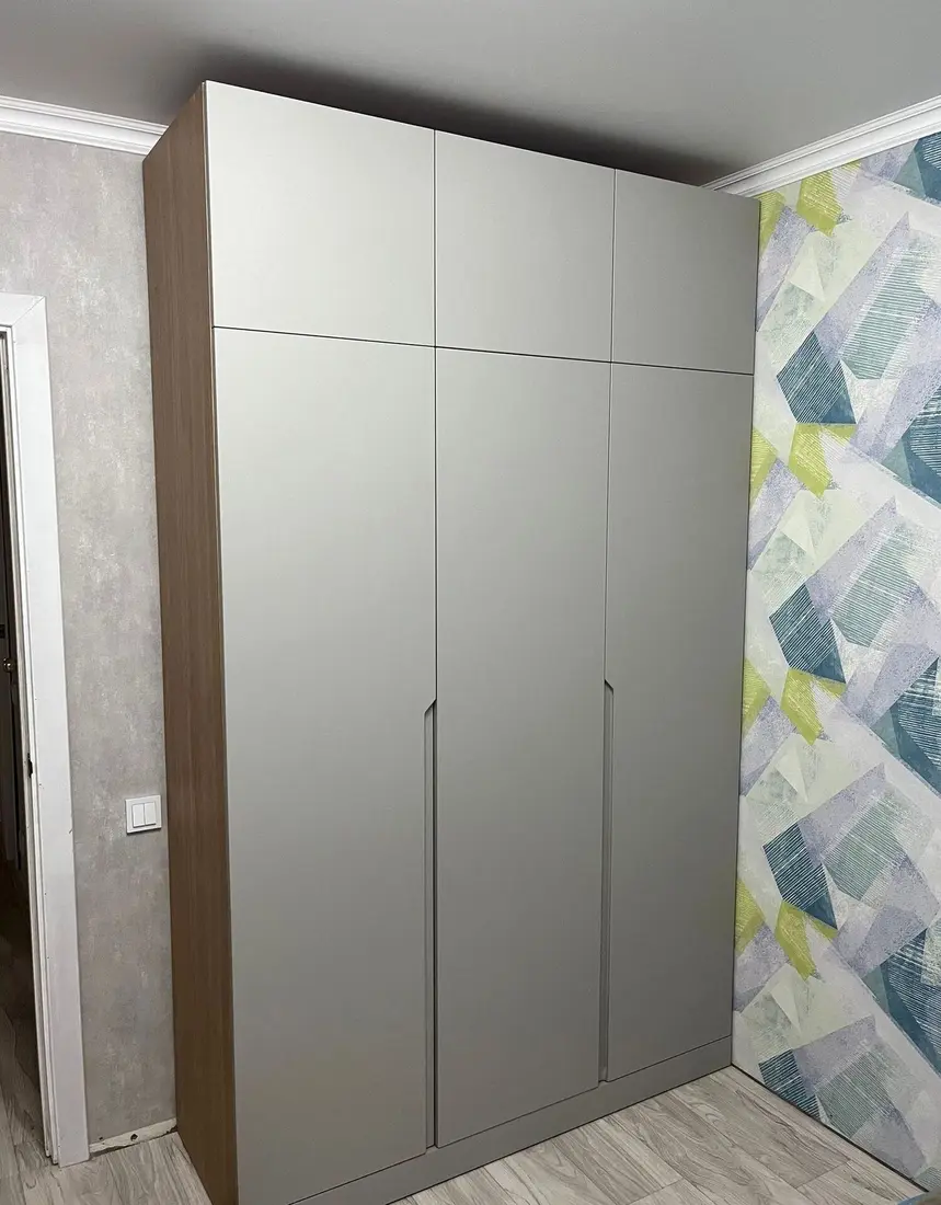 Шкаф Palermo Room №0278 — распашной шкаф в современном стиле