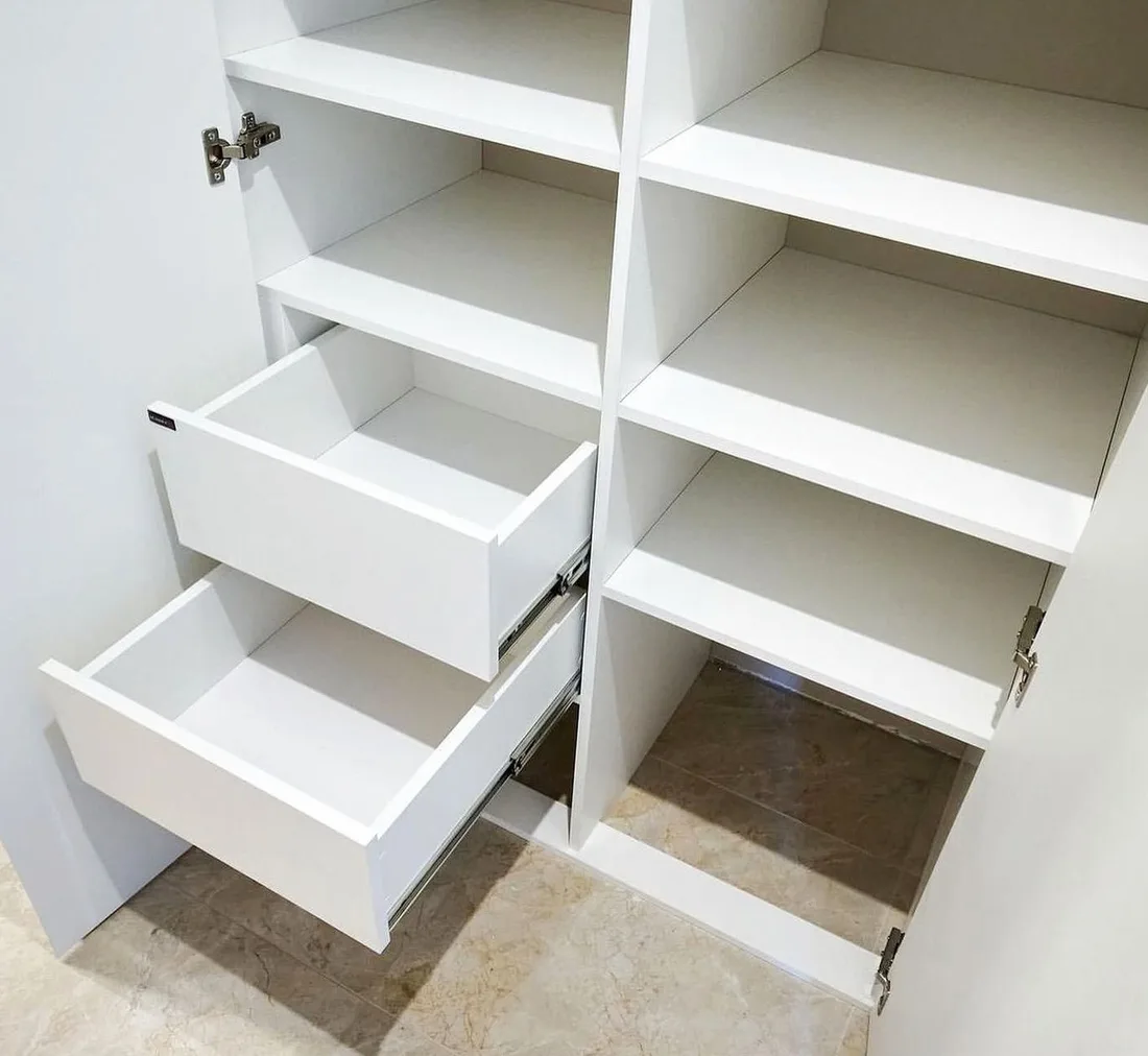 Шкаф Riva Closet №0342 — шкаф для спальни