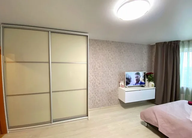 Гардеробный шкаф до потолка Arezzo System №0394