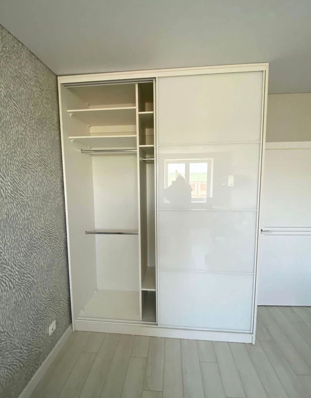 Шкаф под заказ №0414 — шкаф для спальни