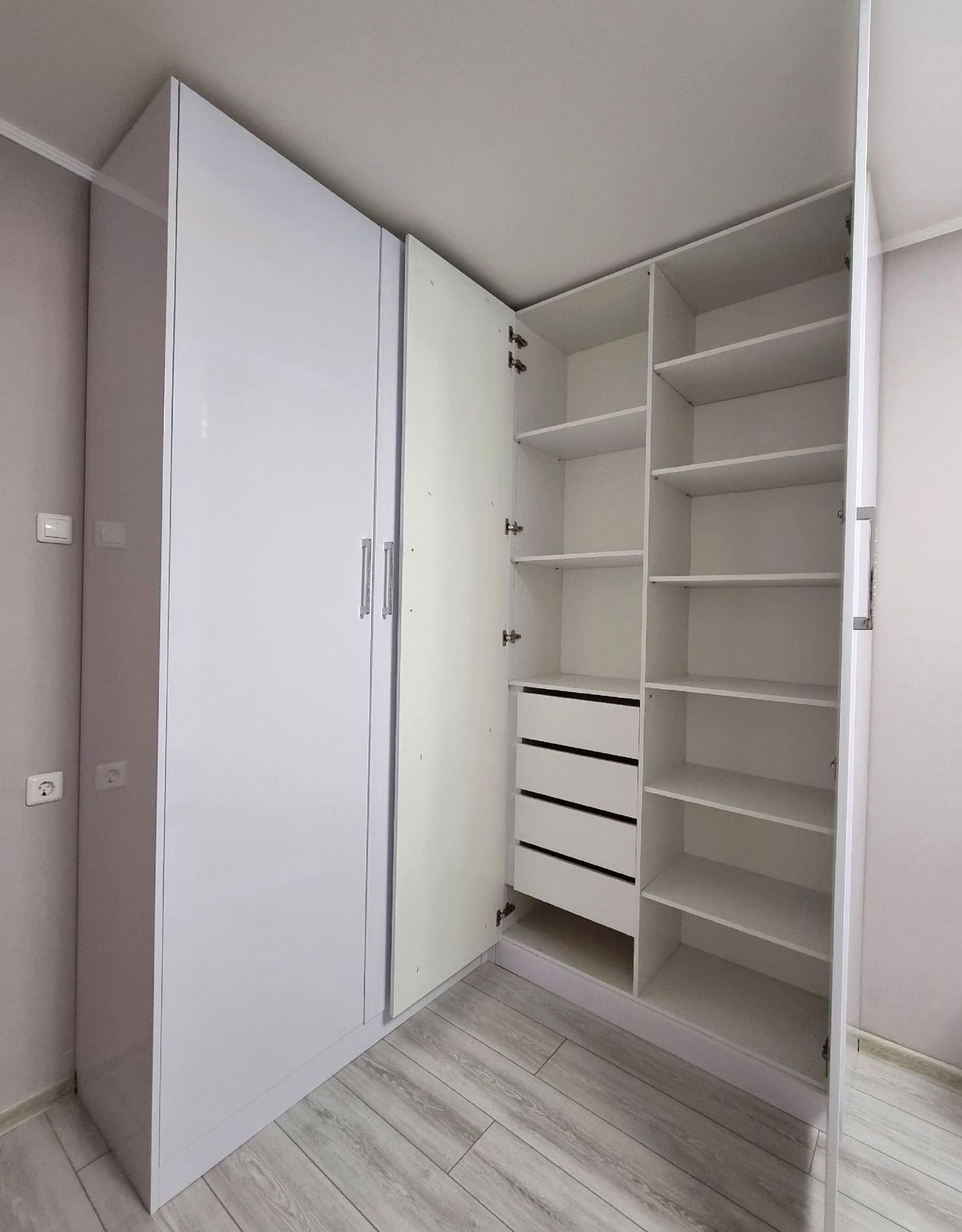 Шкаф под заказ №0426 — шкаф для спальни