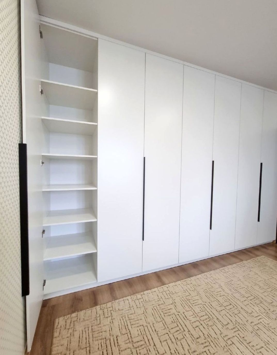 Шкаф под заказ №0577 — встроенный шкаф-купе | HOLZCOM