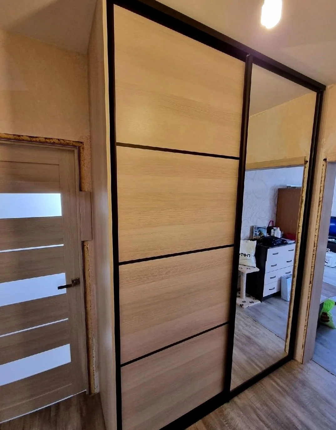 Шкаф Riva Closet №0654 — шкаф для спальни