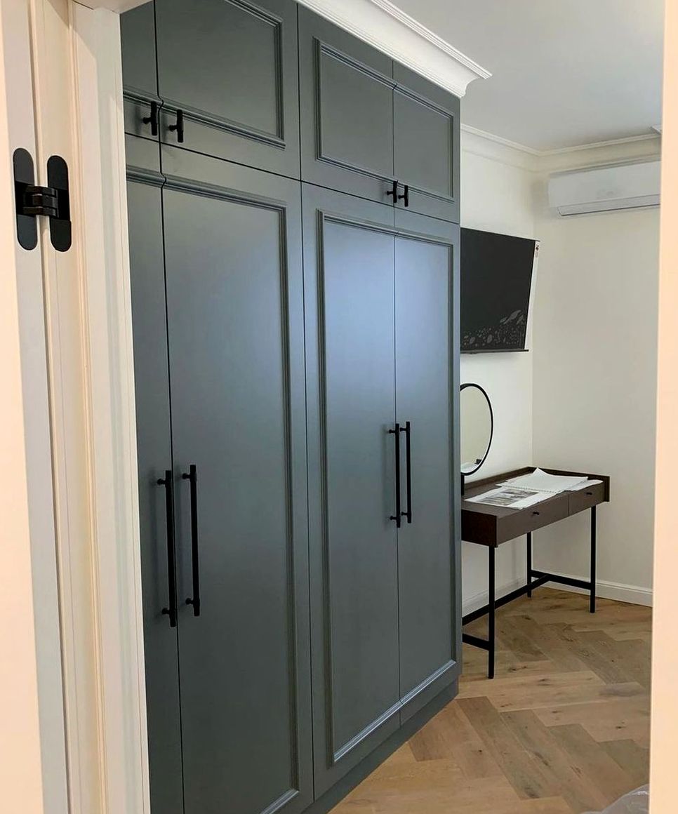 Шкаф под заказ №0685 — встроенный шкаф-купе | HOLZCOM