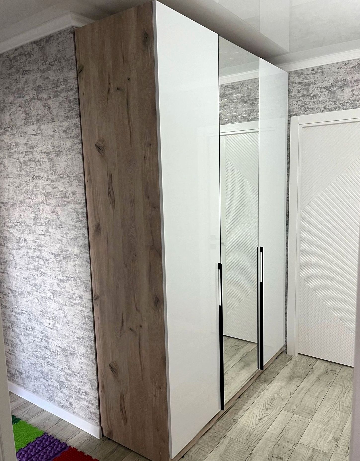 Шкаф под заказ №0714 — шкаф для спальни | HOLZCOM