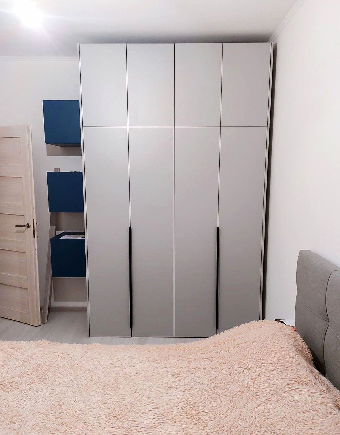 Шкаф под заказ №0770 — распашной шкаф в современном стиле | HOLZCOM