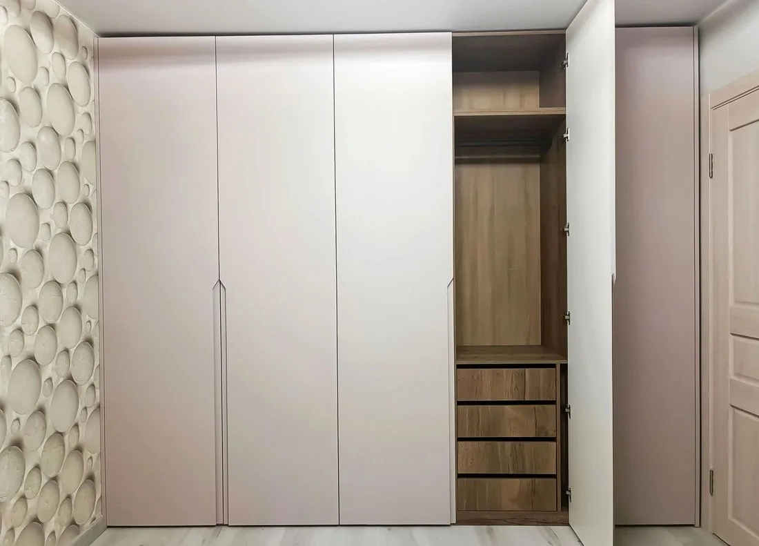 Шкаф Riva Closet №0774 — шкаф для спальни