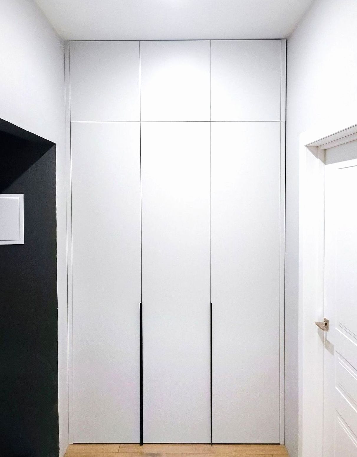 Шкаф под заказ №0825 — шкаф в прихожую | HOLZCOM