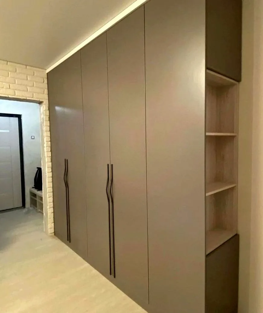 Шкаф Riva Closet №0870 — шкаф для спальни