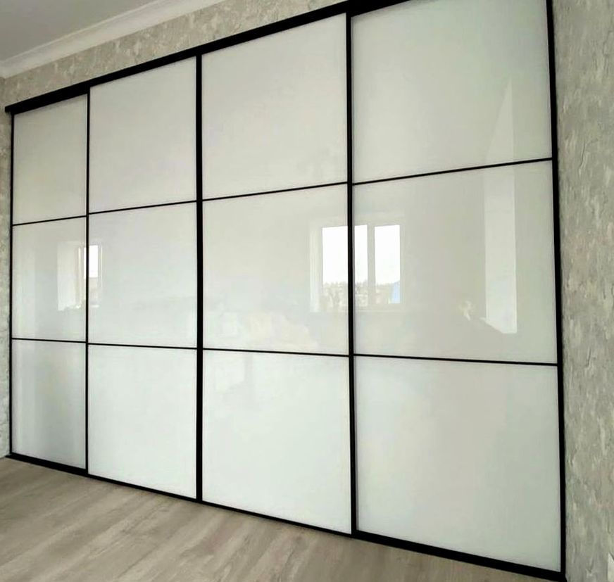 Шкаф под заказ №0872 — распашной шкаф в современном стиле | HOLZCOM